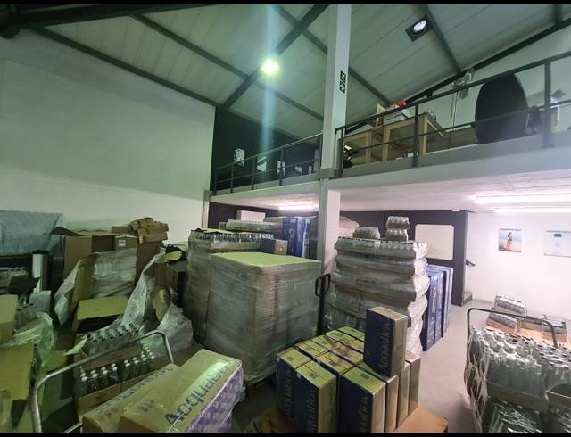 270.80M² WAREHOUSE TO LET IN MARCONI BEAM INDUSTRIA